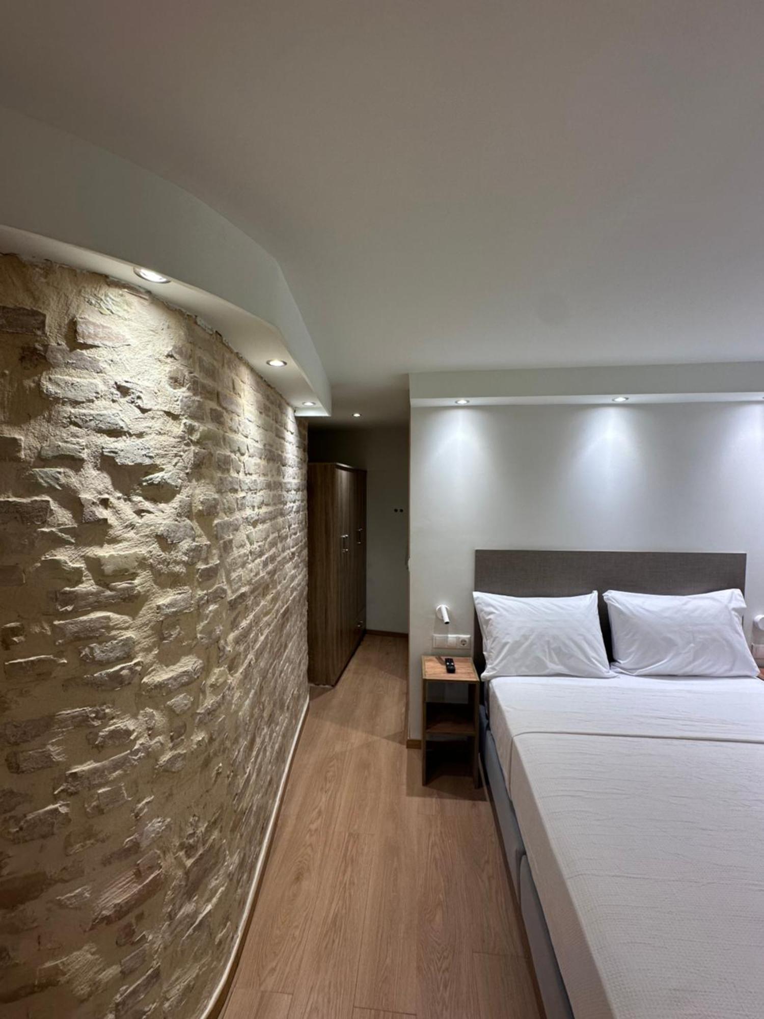 Q Rocco Apartments, Corfu Town Zewnętrze zdjęcie